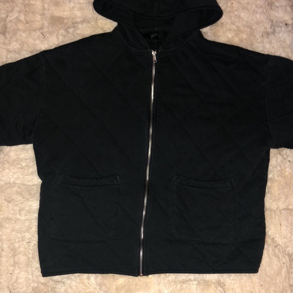 Forever21 quilted boxy zip-up hoodie jacket in washed black - Picture 8 of 13